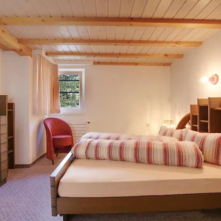 Zarera * 波斯基亚沃